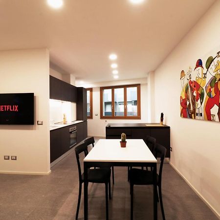 Hosting Studio - 2 ซอนดริโอ ภายนอก รูปภาพ